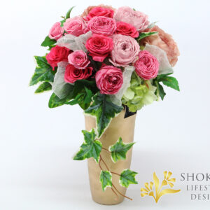 プリザ ピンクバラ 御祝・正花園の濃淡ピンクバラを贅沢に使った華やかで上品なプリザーブドフラワーアレンジメント「Kermes」